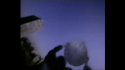 Def Leppard - Stand Up (kick Love into Motion)