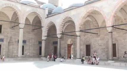 Вътре в джамията Сюлеймание в Истанбул