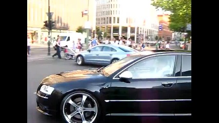 Tuned Audi S8 at Berlin Kudamm
