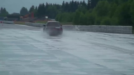 Така се плъзга Bmw E30 320i Turbo testing