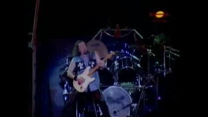 Iron Maiden - Fear Of The Dark (live)