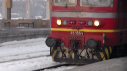 Влака за Варна от 1 коловоз