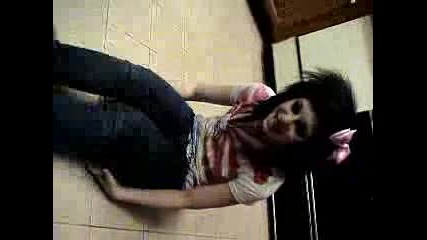 em0? xD TFA MOMICHE E SCENE WE ae ZaPomnete Pomachete sE malky I kEITI E SCENE AMA KOI ME SLUSHA