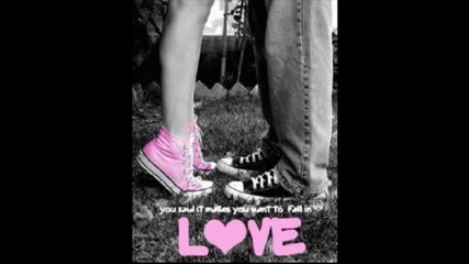 In love ; [h] hug ; Kiss