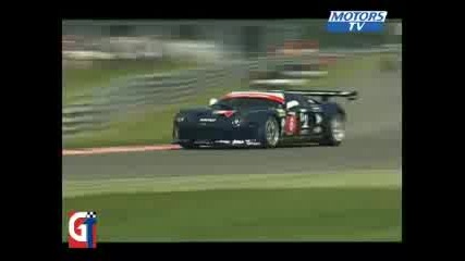 Depassement Ford Gt vs Ferrari F430 British Gt Snetterton