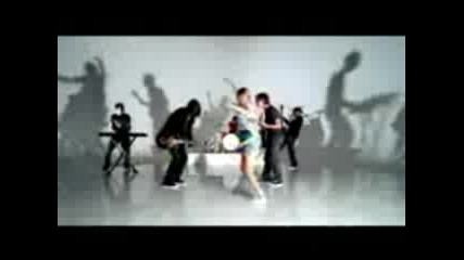 Miley Cyrus - 7 Things 