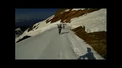 Доста интересен спорт във френските Алпи