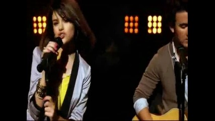 Selena, Demi.miley, Jonas Brother - Send It On + lyrics 