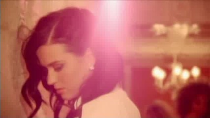 Katy Perry - I Kissed A Girl (2008).