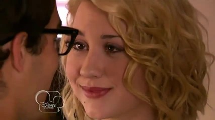 Jonas L.a. - Joe and Stella - Kiss Scene