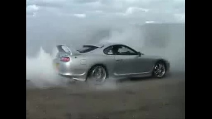 Toyota supra - burnont
