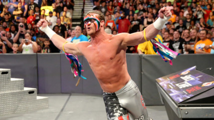 Dolph Ziggler tries a few more extravagant entrances: SmackDown LIVE, Sept. 12, 2017