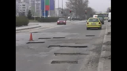Заради Путин спират ремонтите на улиците в Южен