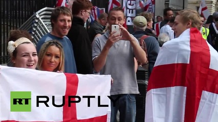 UK: Far-right groups rally at Downing Street opposed to immigration
