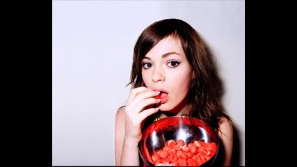 Uffie - Pop The Glock