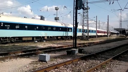 52226