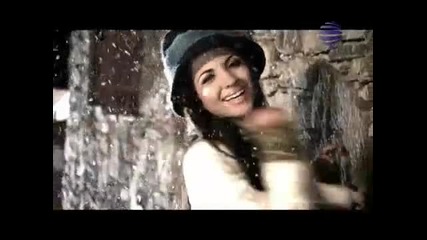 Raina ft. Sakis Coucos - Merry Christmas (official Video)весела Коледа