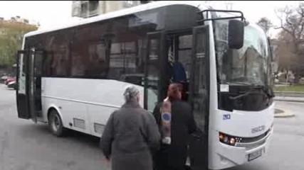 Пловдивчани ще продължават да пътуват като сардели в малките бусчета