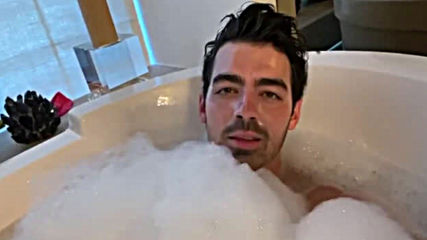 joe jonas