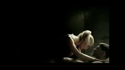 Shakira - Men in this town