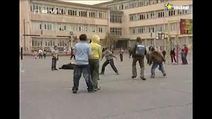Насилието и Безопасността в Интернет !
