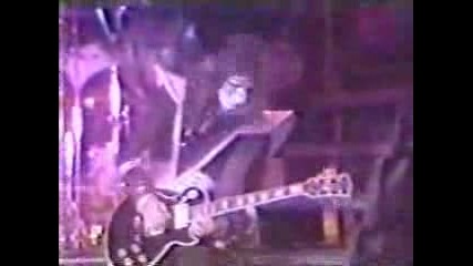 Kiss - Deuce