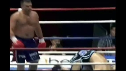 2 Brutal knock outs from Peter Aerts