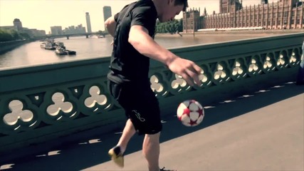 Amazing Freestyle Soccer Skills (world Champion - Andrew Henderson)