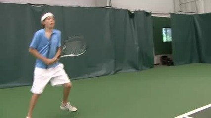 Тенис уроци : Бекхенд с две ръце ( Марио Лано)