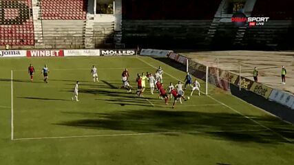 Гомис реши спора в "железничарското" дерби за Купата