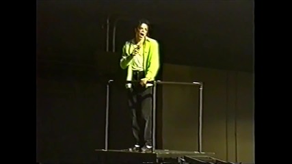 Michael Jackson -репетиция с лека техническа повреда Beat It