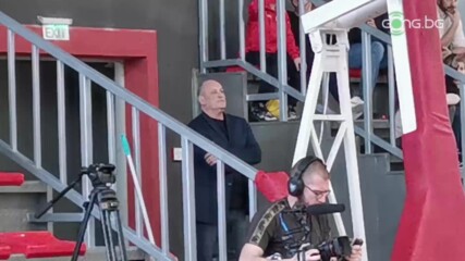 Росен Барчовски бе изгонен секунди преди финалната сирена на ЦСКА - Спартак Пл