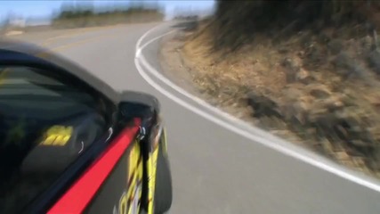 Дрифт по шосето на Mulholland 