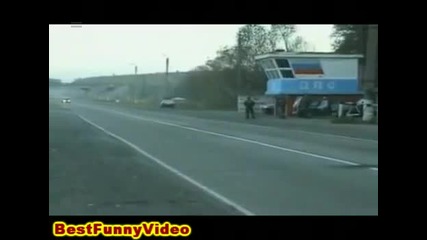 Полицай който не става за нищо