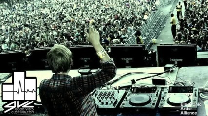 Avicii feat. Mike Posner - Stay With You
