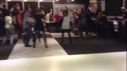 Клуб по български народни хора "нашенци" Harlem Shake :d