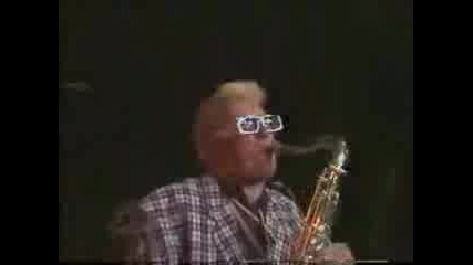 Juke With Ben E King - Money Honey
