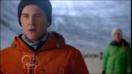 Cloud 9- Kayla & Will Kissing Scene