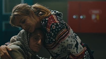 Candan Ercetin - Annem