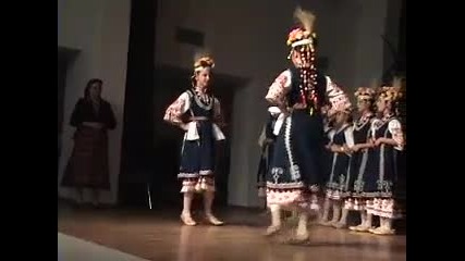Лазаруване - Младежки фолклорен ансамбъл Бистрица 
