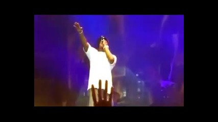 Роналдиньо купонясва с 50 Cent