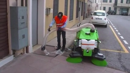 Ето с каква почистваща техника се чисти в Европа