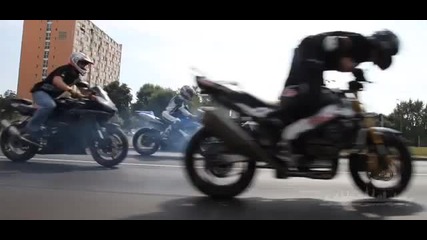 Stunt life - Живот на мотори! 