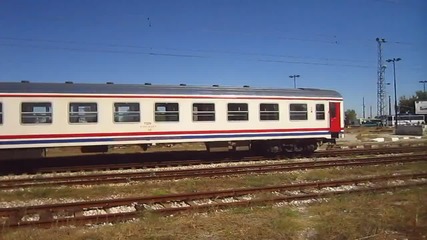 Влак за София
