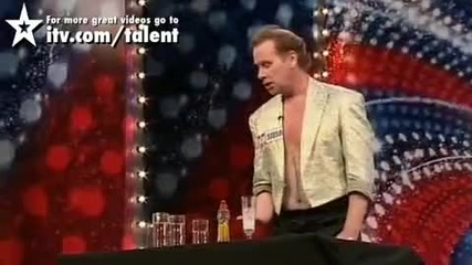 Britain's Got Talent - Човекът касичка