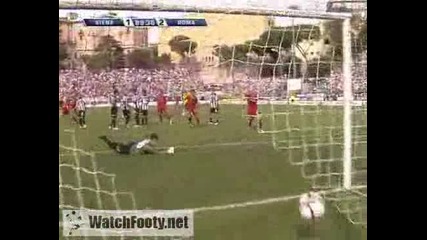 Ф Е Н О М Е Н А Л Е Н гол на Йо Арне Рийзе който подпечата победата над Сиена с 1:2