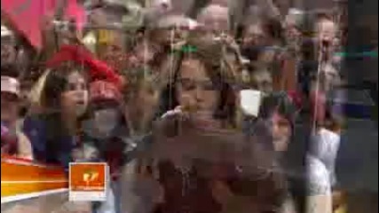 Miley Cyrus Party In The Usa Live Today Show August 28th 2009 