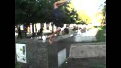 Free run-T.c.j Rixx Handstand To Monkey