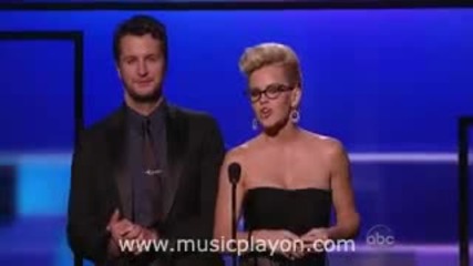 Carrie Underwood - Two Black Cadillacs (at American Music Awards 2012) (live) (2012)