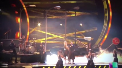 Yandel - Nunca Me Olvides / Performance Latin Grammy Awards 2016 / Превод